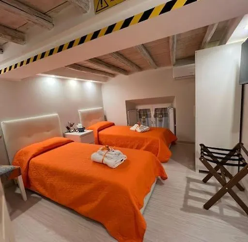 Historic Center, 800 Meters From The Trevi Fontain Рим